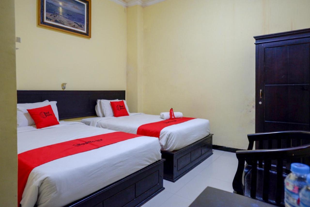 מלון Lepoleop Reddoorz Near Citraland Waterpark Kendari מראה חיצוני תמונה